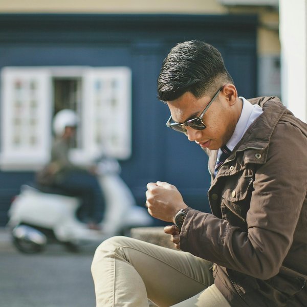 Découvrez la mode homme : style et économies à la clé